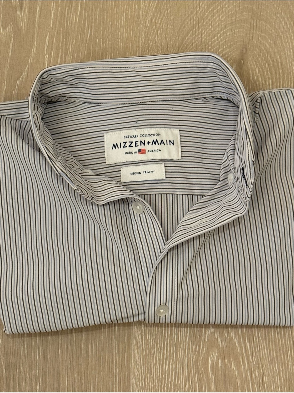 Mizzen+Main Men’s White Shirt with Thin Black Stripes M Trim Fit Leward